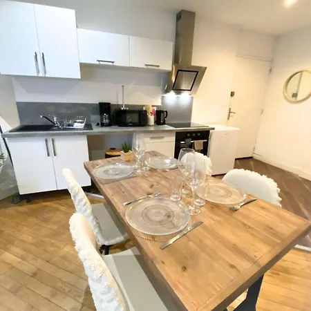 Le Général - 4 Personnes - - La Conciergerie * Poitiers