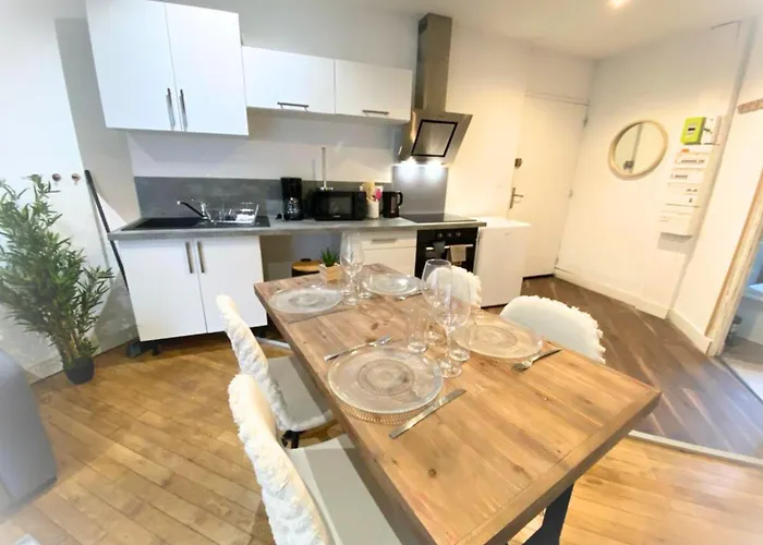 Le General - 4 Personnes - - La Conciergerie * Poitiers